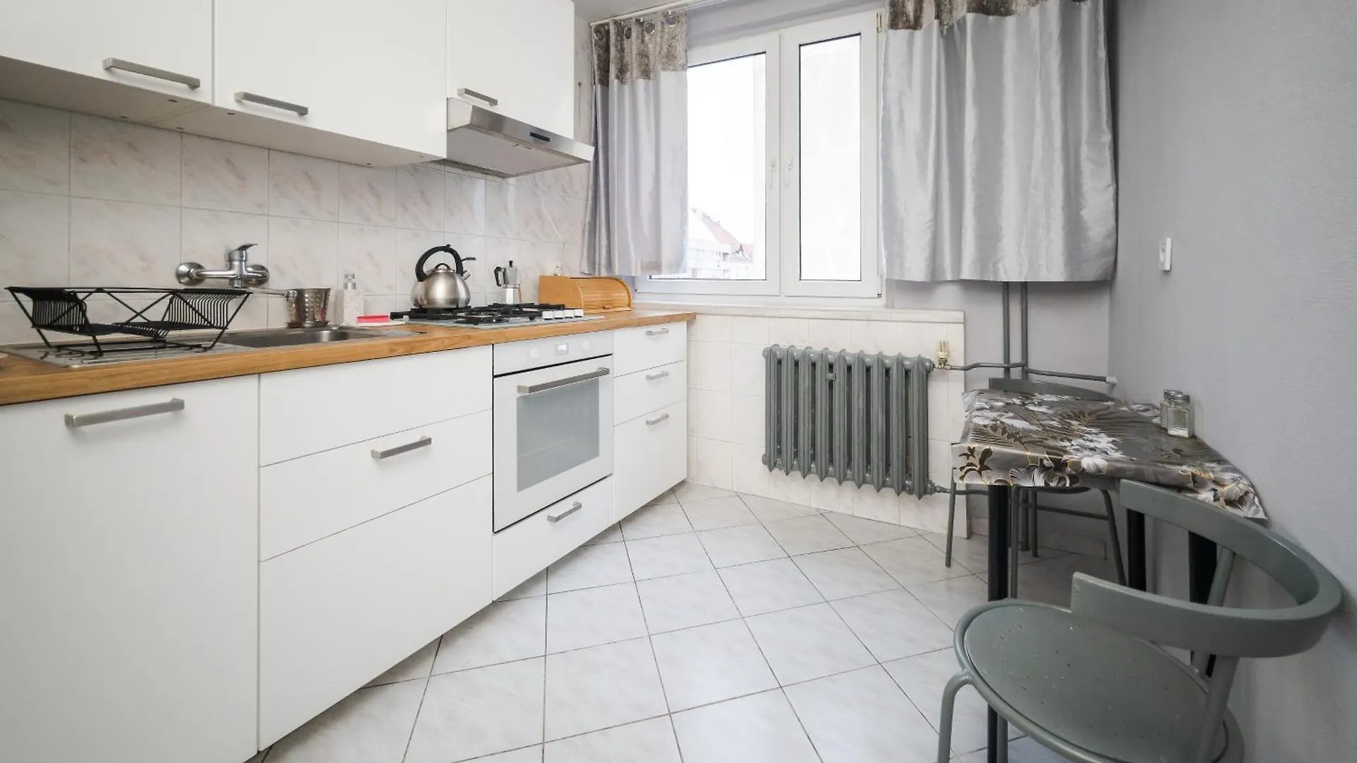 Aleja Wisniowa Classic Stay Apartment Wrocław Polen