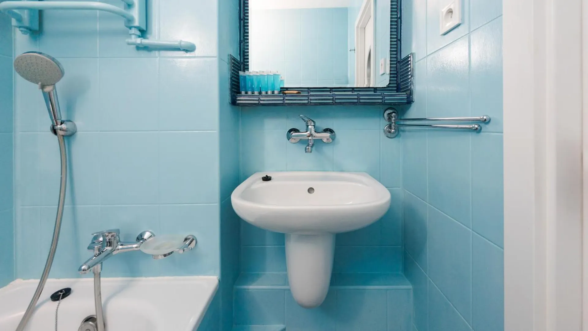 Aleja Wisniowa Classic Stay Apartment Wrocław 0*,